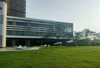 紙船雕塑通用，彩鋼制作，折紙船雕塑景觀指用