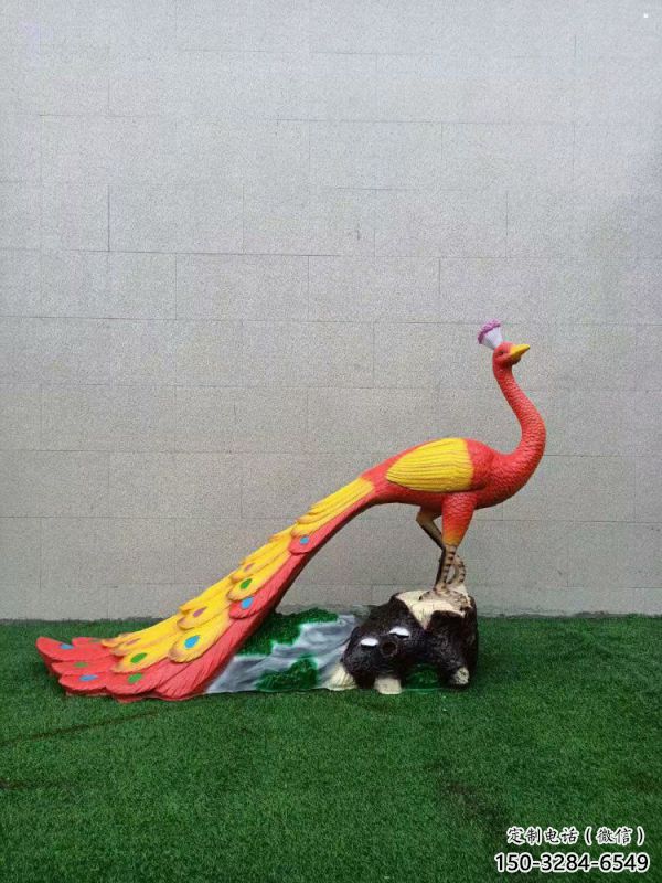 門口彩繪孔雀雕塑點(diǎn)擊，地標(biāo)擺件，仿真孔雀雕塑廠家