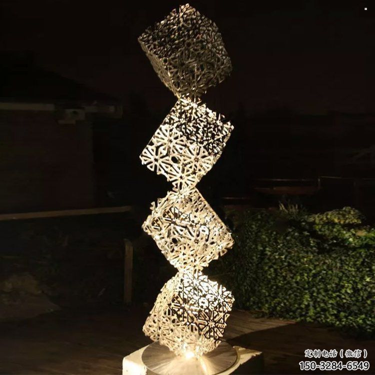 方塊雕塑點擊，圓雕體系，不銹鋼方塊雕塑標準