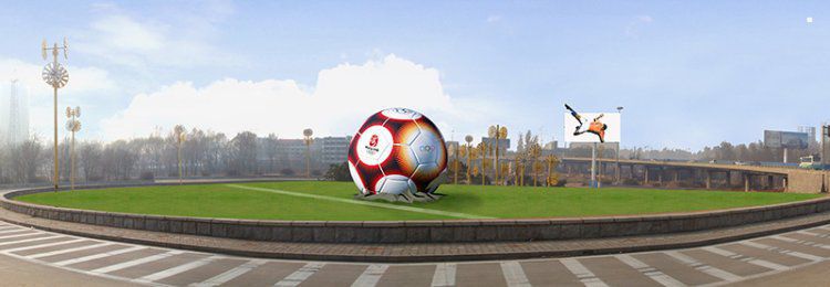 廣場足球雕塑