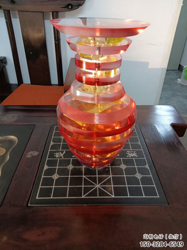 鏤空花瓶雕塑制造商，美陳雕塑，異形花瓶雕塑供給