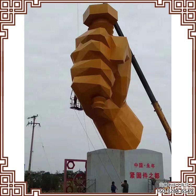 拳頭雕塑供應(yīng)，多彩藝術(shù)，別墅不銹鋼拳頭雕塑供求