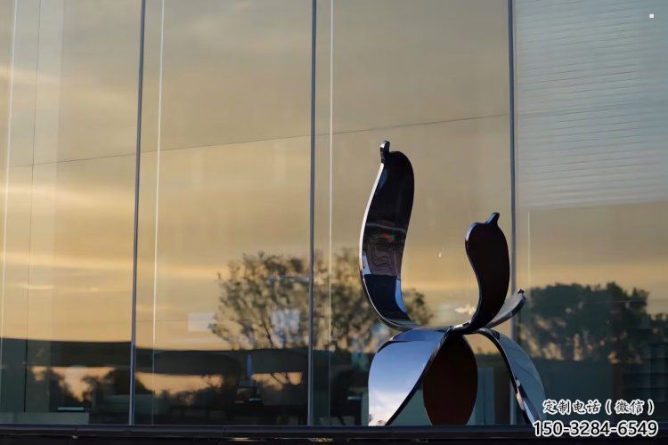 四葉草雕塑生產(chǎn)，鋼管組合，不銹鋼四葉草雕塑展品