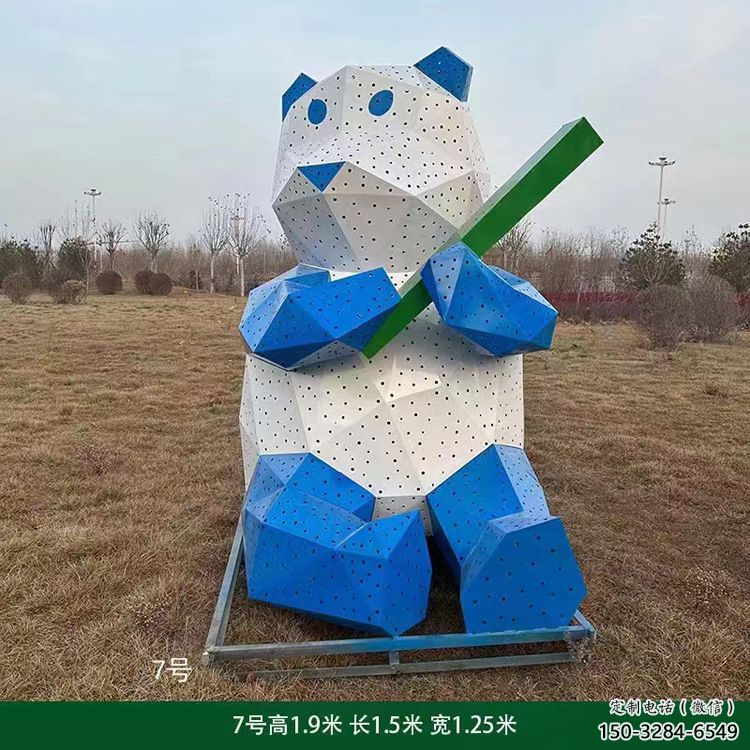 景觀熊貓雕塑制造，歐式風格，切面熊貓雕塑廠家定價