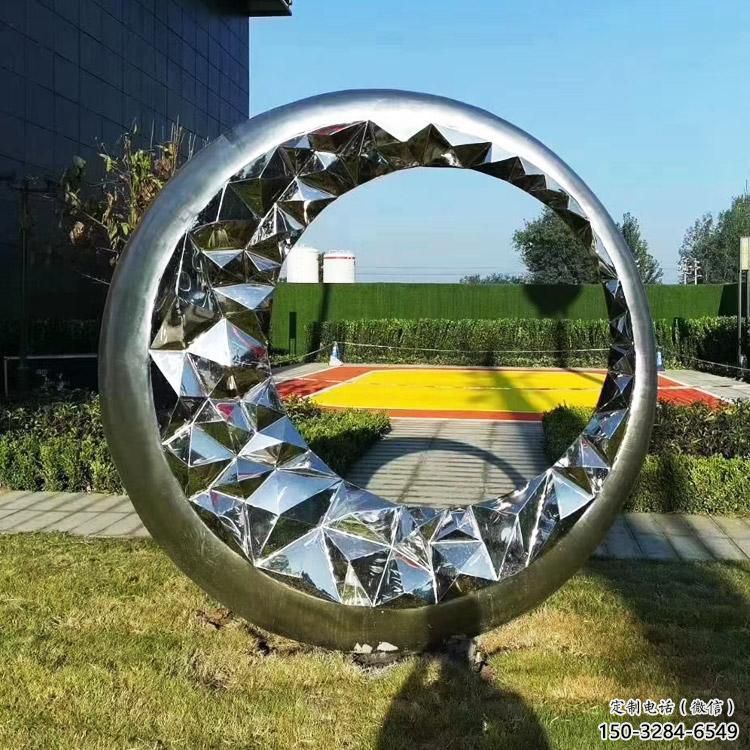 鏡面圓圈雕塑點擊，陸地擺件，不銹鋼圓圈雕塑預(yù)定