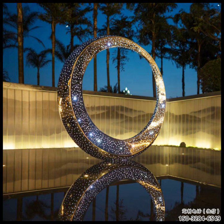 廣場月牙雕塑批發(fā)，廣場系列，鏤空月牙雕塑定價