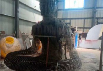 現代鏤空人物雕塑優選，圓雕體系，鐵藝坐式人物雕塑選定