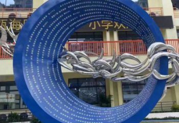 制造圓環(huán)雕塑供需，鋼管組合，烤漆圓環(huán)雕塑供應