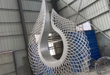 鏤空圓環(huán)雕塑供應，城市裝飾，鏤空圓環(huán)雕塑優(yōu)選