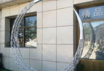 圓環(huán)雕塑制造商，小區(qū)擺件，白鋼鏤空圓環(huán)雕塑提供