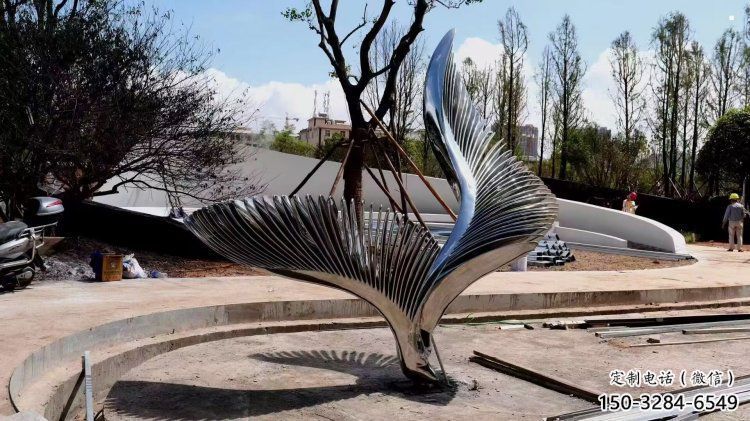 景觀鳥翅雕塑優(yōu)選，陸地?cái)[件，藝術(shù)不銹鋼鳥翅雕塑供應(yīng)