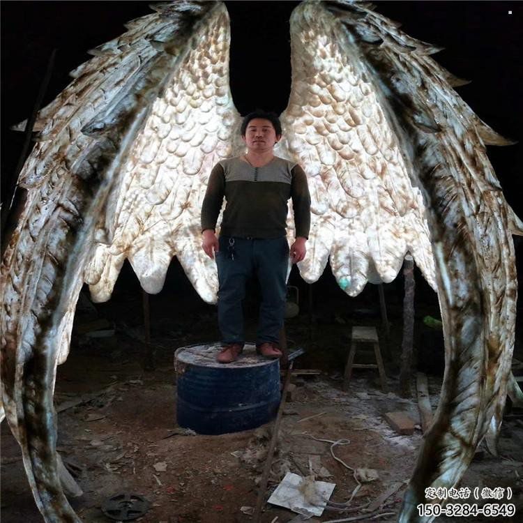 鳥翅雕塑優(yōu)選，多彩藝術(shù)，不銹鋼鳥翅雕塑選用