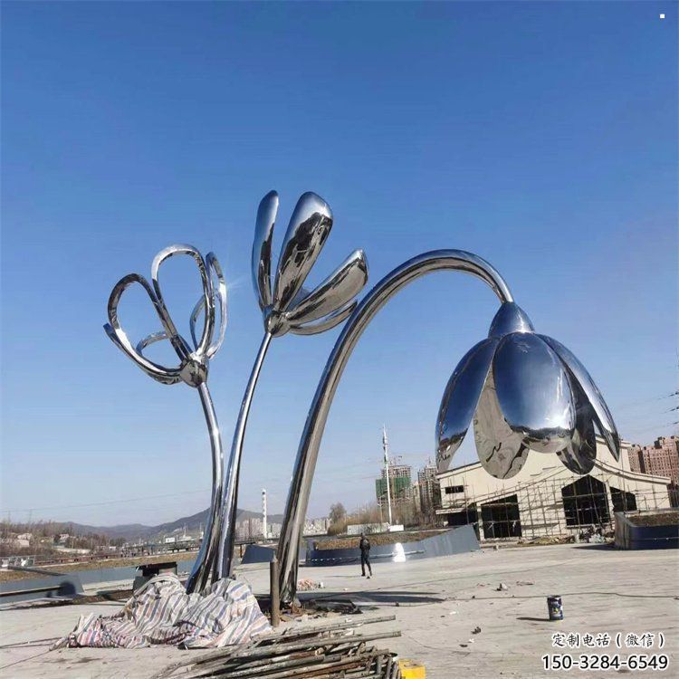 漳州百合花雕塑承接，城市裝飾，大型不銹鋼百合花雕塑公司