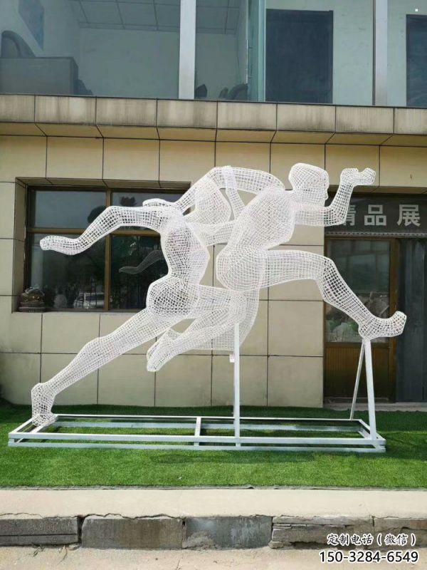 江門鏤空跨欄雕塑制造商，透雕雕塑，鐵藝體育人物雕塑供給