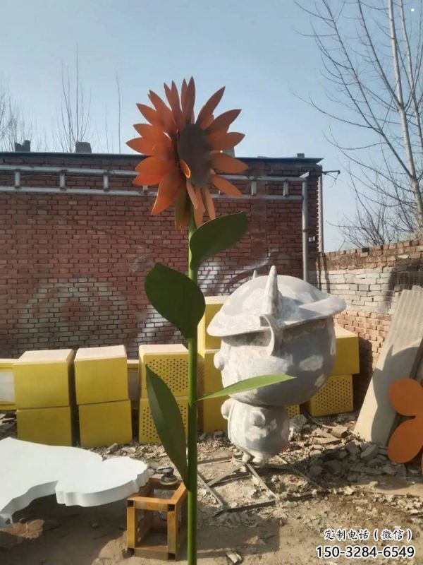 美蘭太陽花雕塑工程，美陳雕塑，玻璃鋼太陽花雕塑廠家