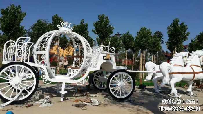 荊州廣場馬車雕塑