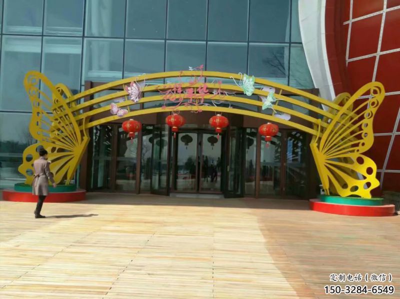 鄂爾多斯蝴蝶拱門雕塑，鏤空烤漆效果，不銹鋼小區標識雕塑