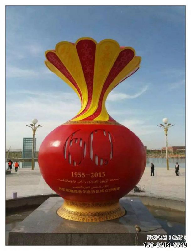 海西花瓶雕塑工廠選用，街道標(biāo)識，玻璃鋼花瓶雕塑批發(fā)