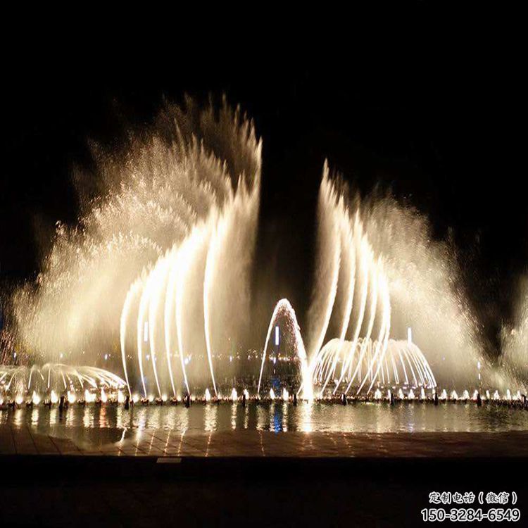 樂山水景程控噴泉雕塑，高噴循環(huán)噴水方式設(shè)計(jì)制作