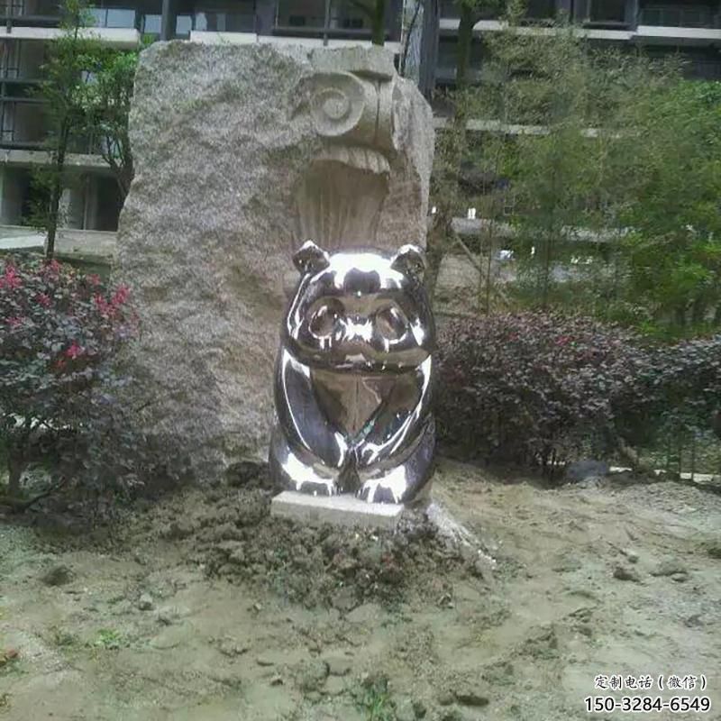 沙坪壩熊貓雕塑服務商，動物美陳雕塑，不銹鋼熊貓雕塑廠家